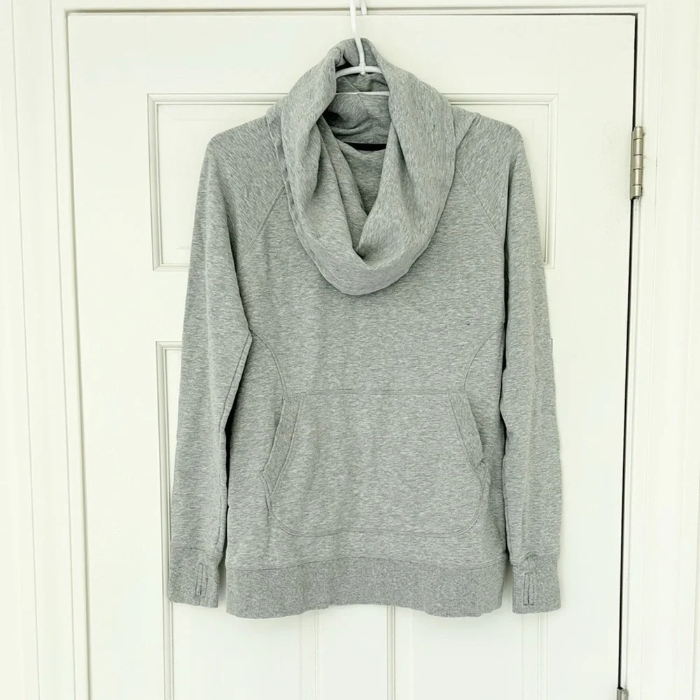 L.L.BEAN cozy pullover size M grey cowl neck cotton blend kangaroo pocket - Picture 2 of 4